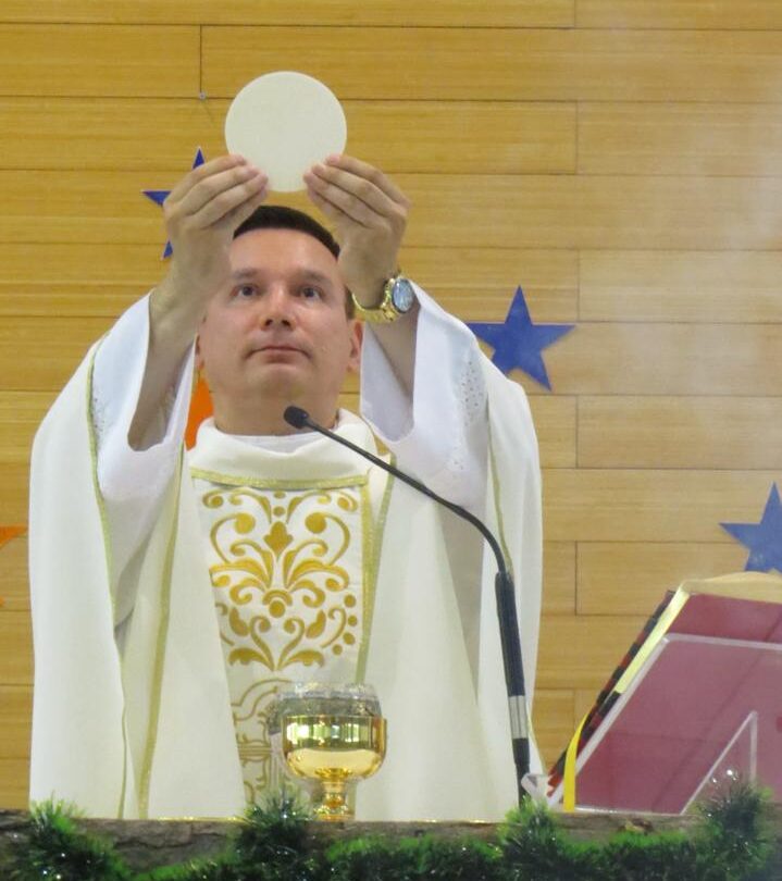 Servicios y sacramentos